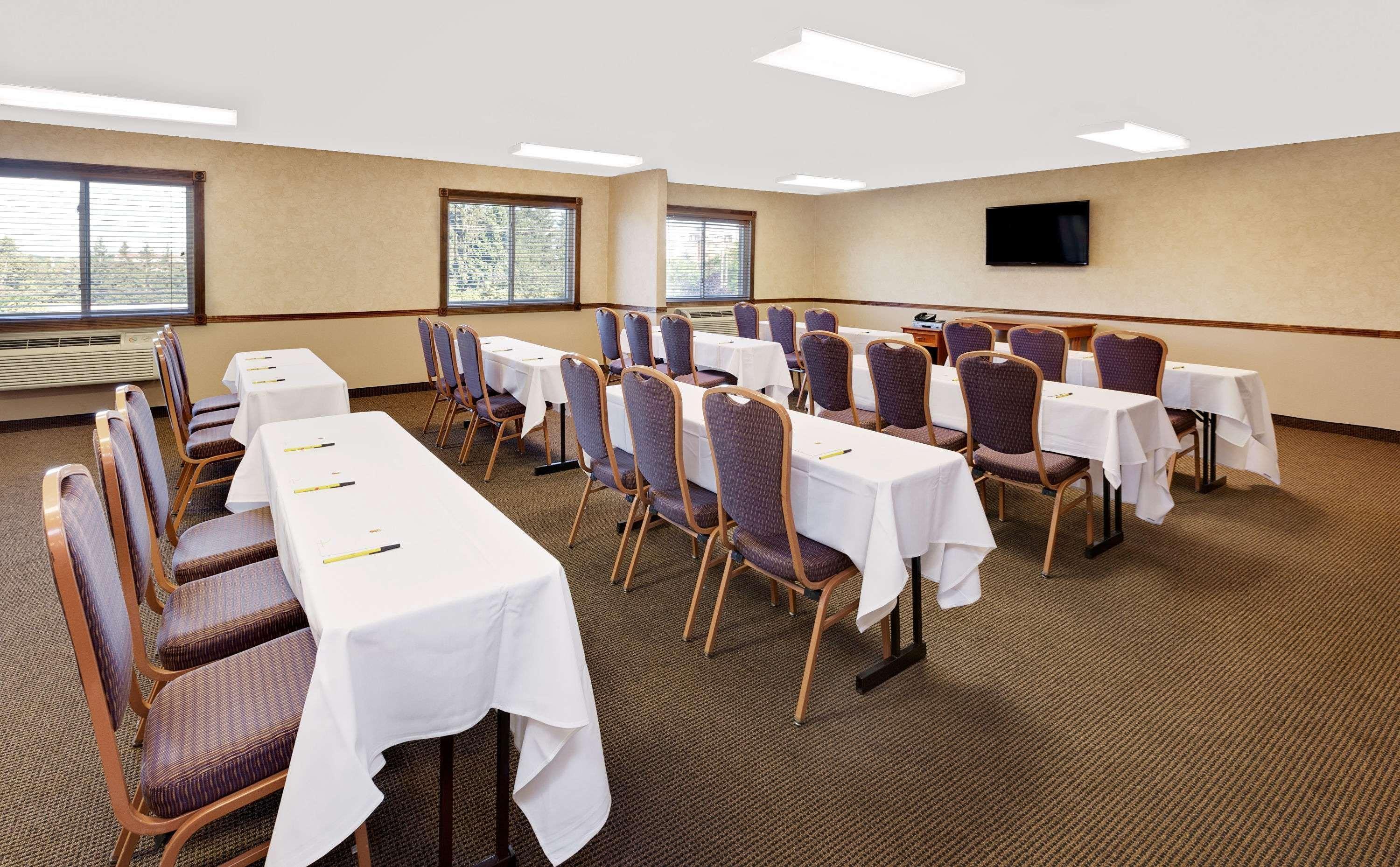 Hotel Super 8 By Wyndham Mt. Pleasant Mount Pleasant Esterno foto