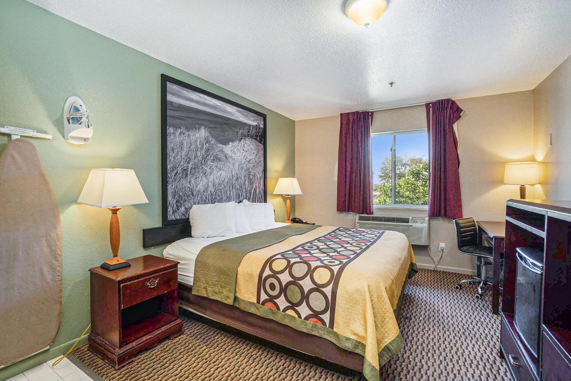 Hotel Super 8 By Wyndham Mt. Pleasant Mount Pleasant Esterno foto