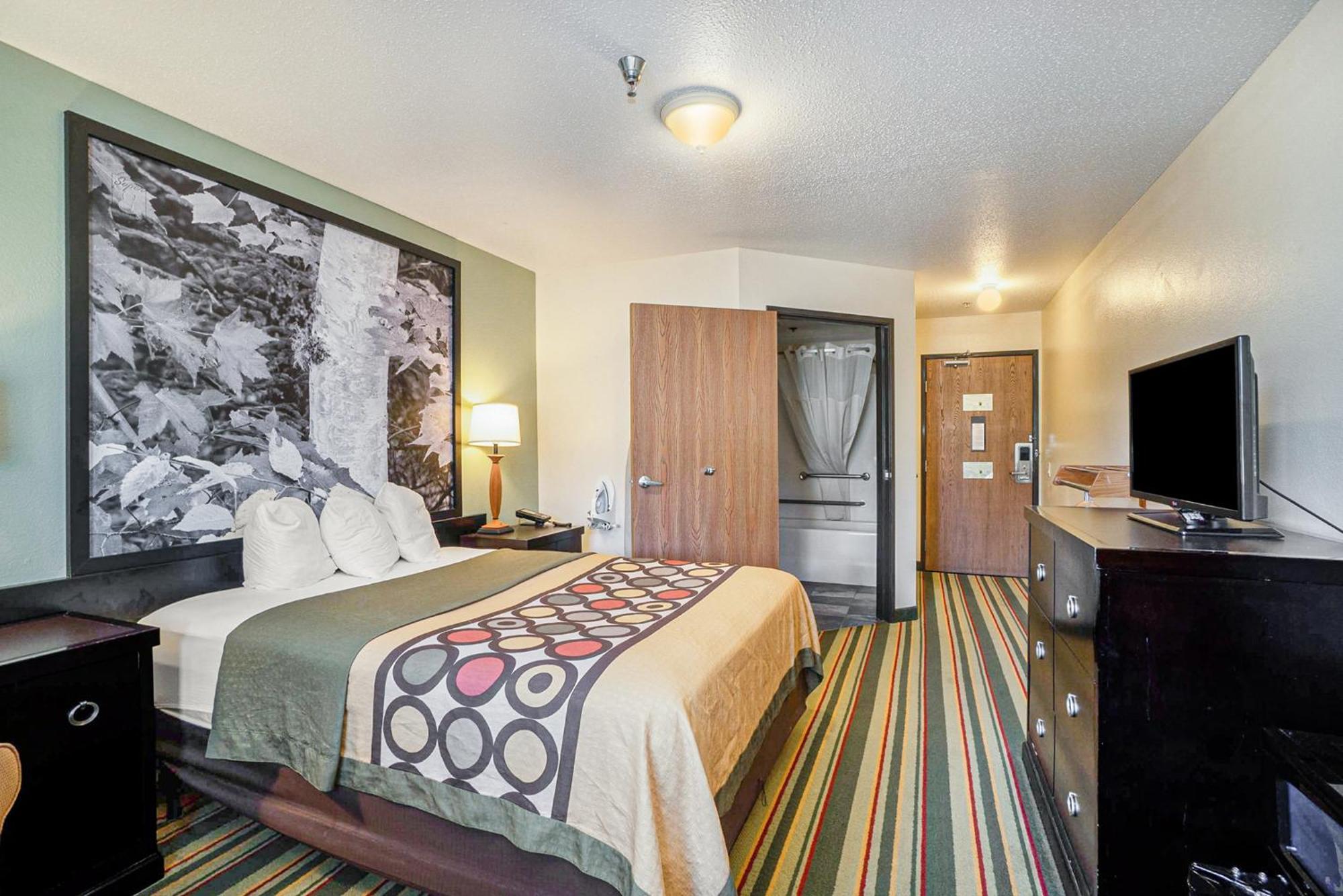 Hotel Super 8 By Wyndham Mt. Pleasant Mount Pleasant Esterno foto