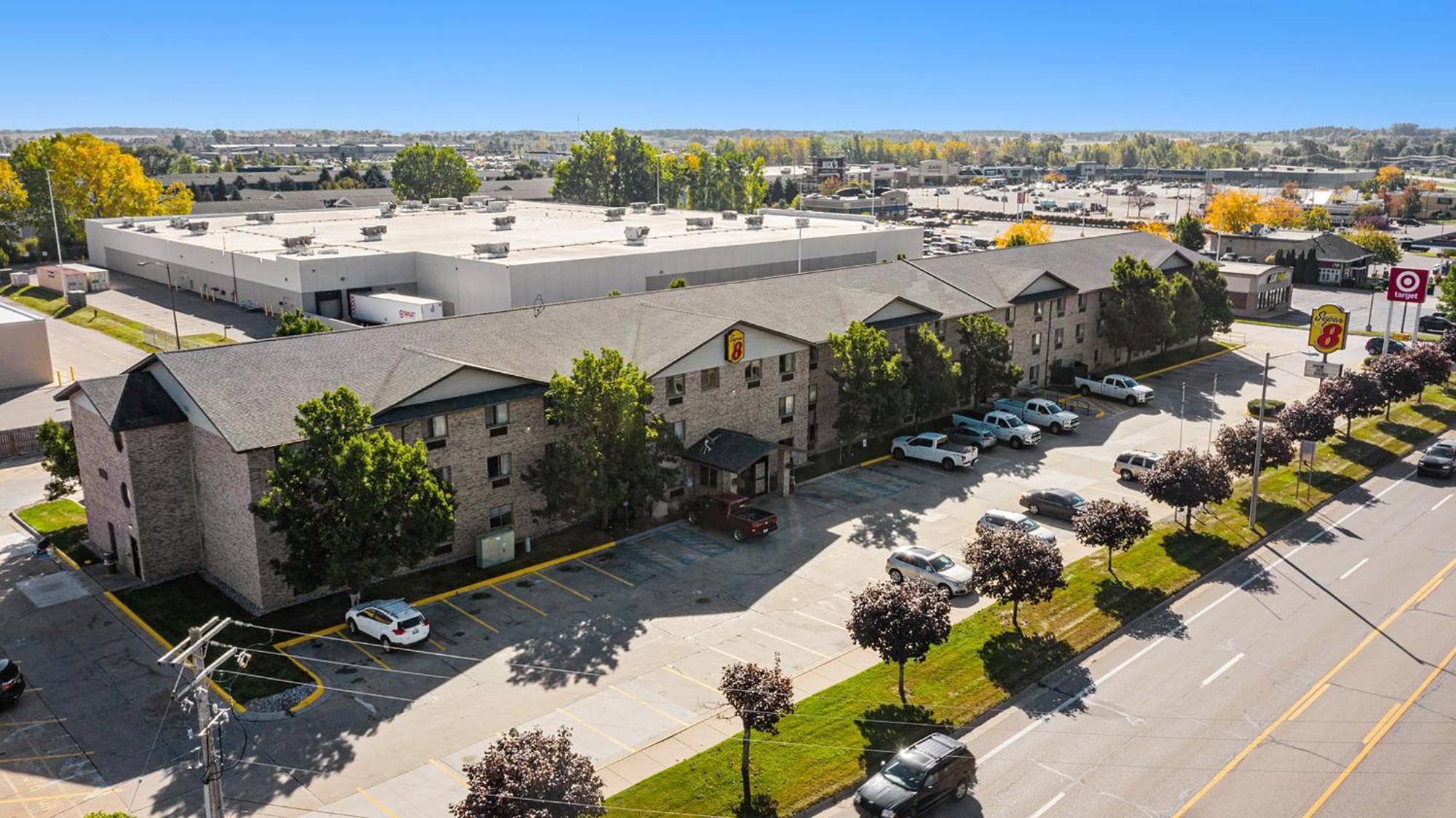 Hotel Super 8 By Wyndham Mt. Pleasant Mount Pleasant Esterno foto