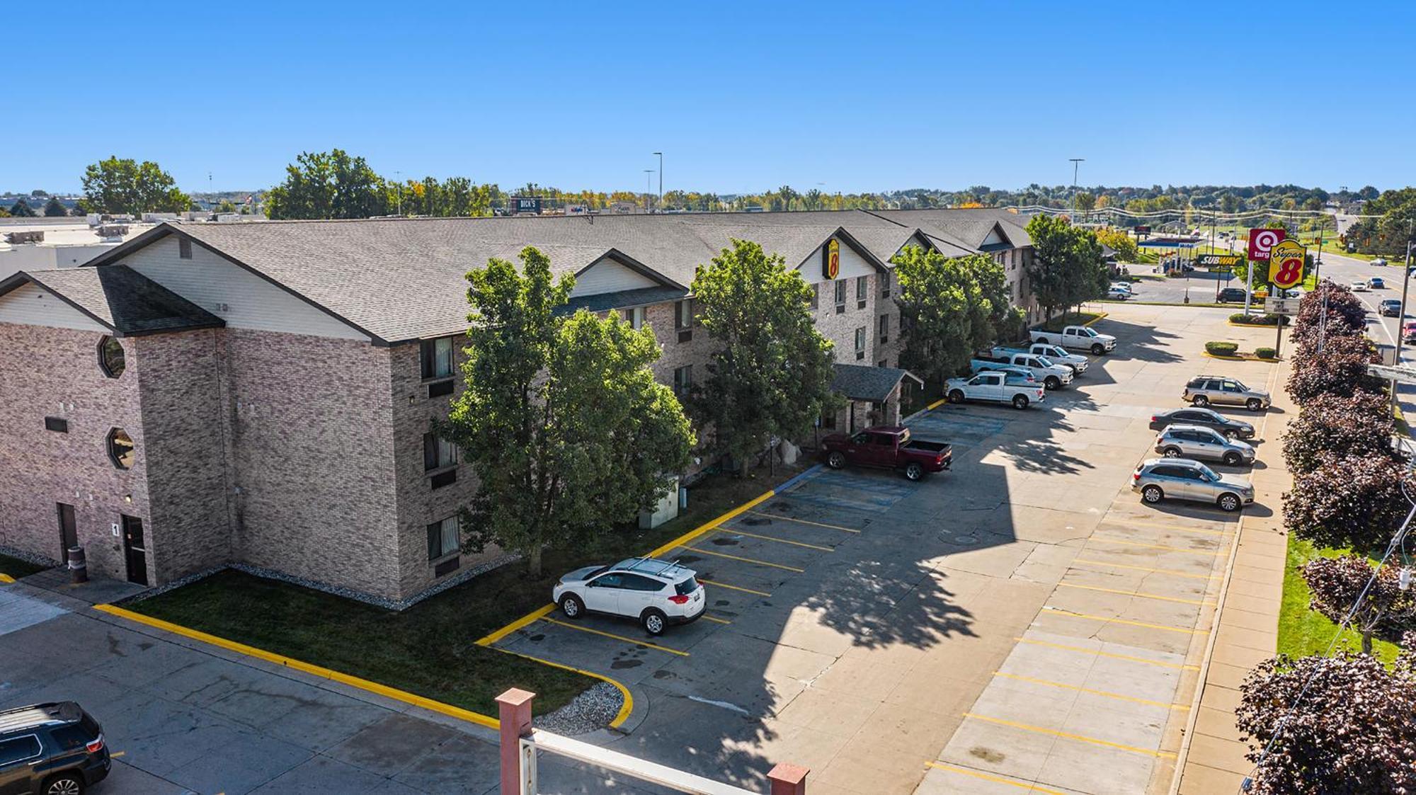 Hotel Super 8 By Wyndham Mt. Pleasant Mount Pleasant Esterno foto